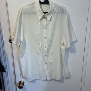 Vintage 70s White Dagger Collar Shirt - Floral Appliqué - Unisex XL / 22" PTP